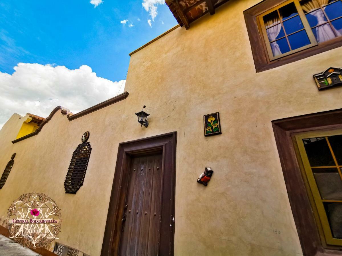 Central Bougainvillea Antigua Exterior foto